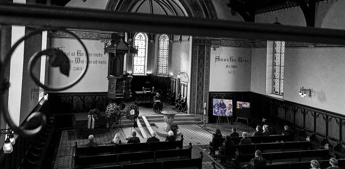 Abdankungsfeier für Peter R. Schwegler in der Kirche Erlenbach.